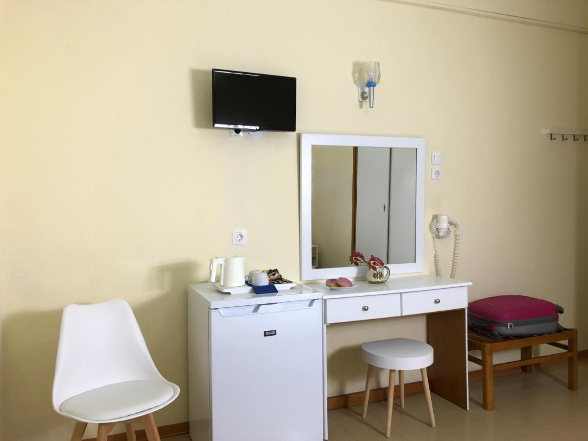 Laios Hotel (Adults Only) Лименас Екстериор снимка