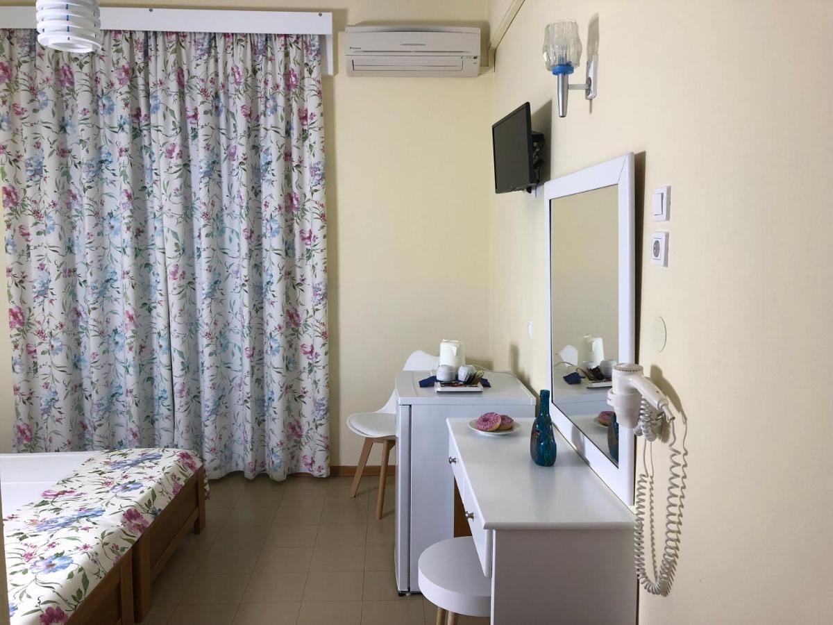Laios Hotel (Adults Only) Лименас Екстериор снимка