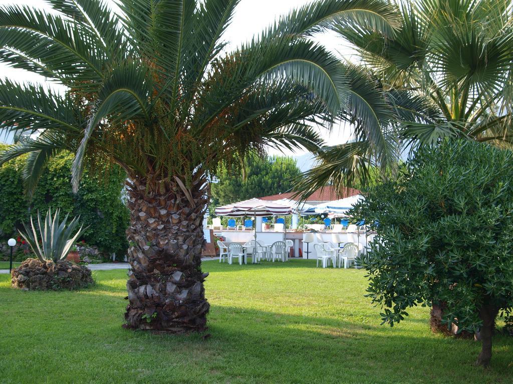 Laios Hotel (Adults Only) Лименас Екстериор снимка